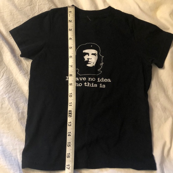 Che Guevara toddler boy’s tee shirt. Black graphic tee. - Picture 3 of 4
